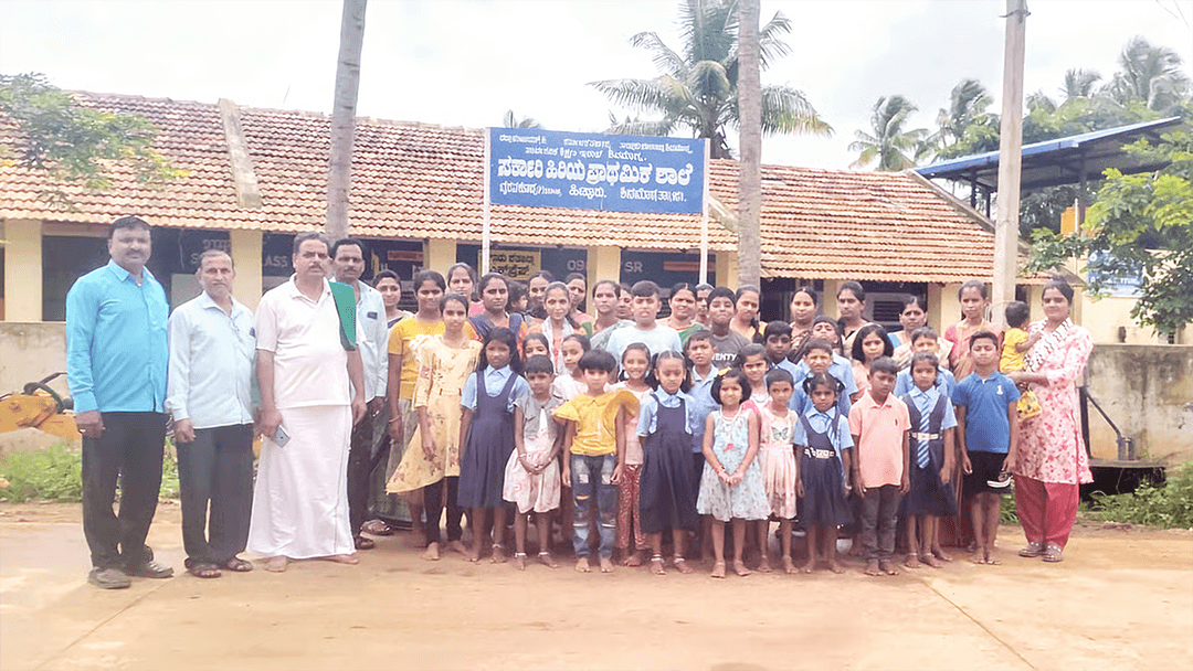 Villagers in Karnataka Protest Merger of Local Primary School Serving Class 1 to 5